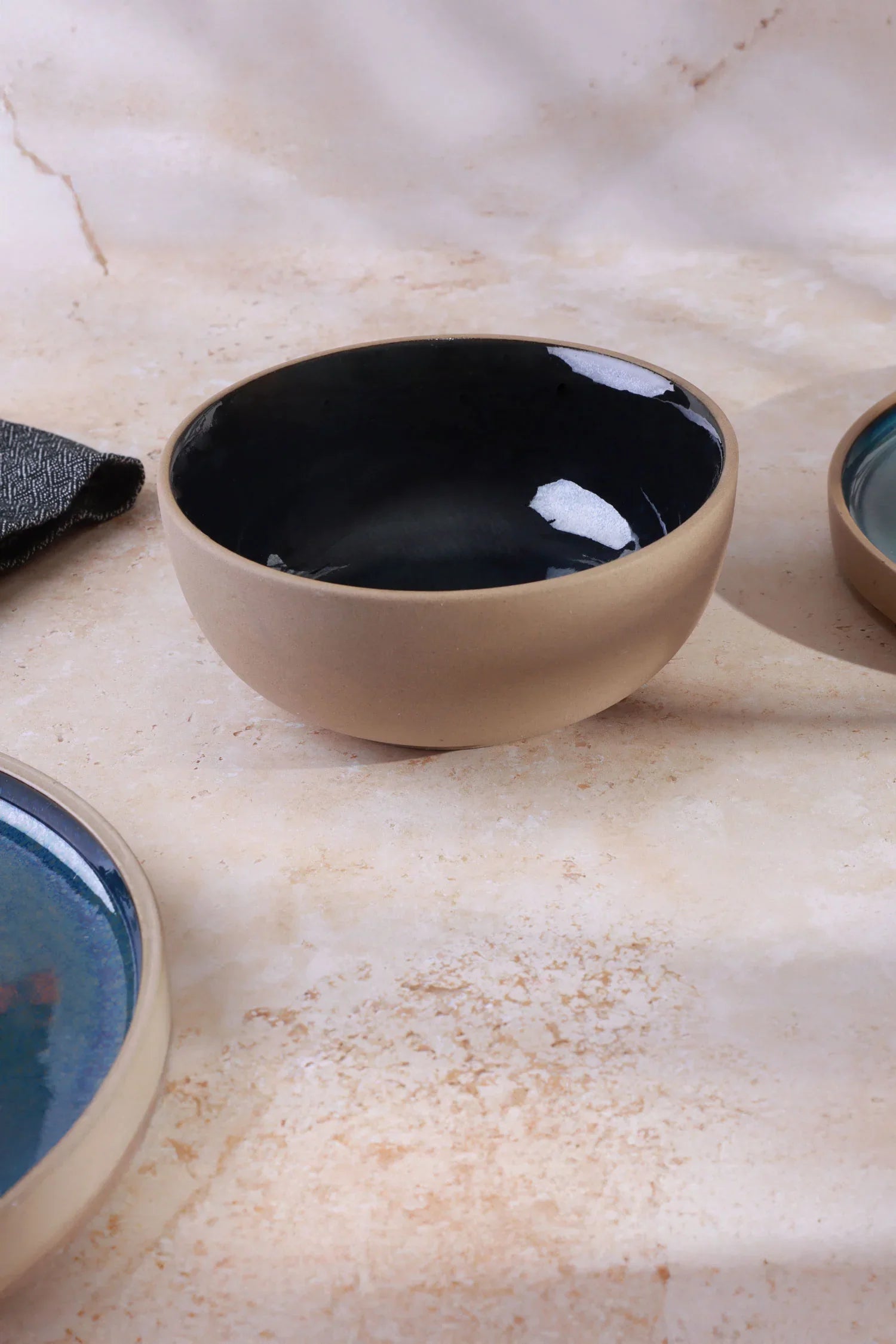 Canvara Handcrafted Stoneware Tableware Collection Contemporary Plates & Bowls in Teal and Natural Finish - G Decor