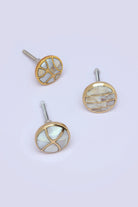 Elizabeth Legacy mother of pearl cabinet knob multipack