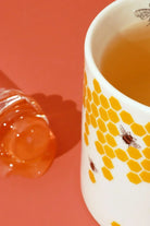 Honeycomb Buzz Gold Mug Gold Handle Ceramic Cup - G Decor