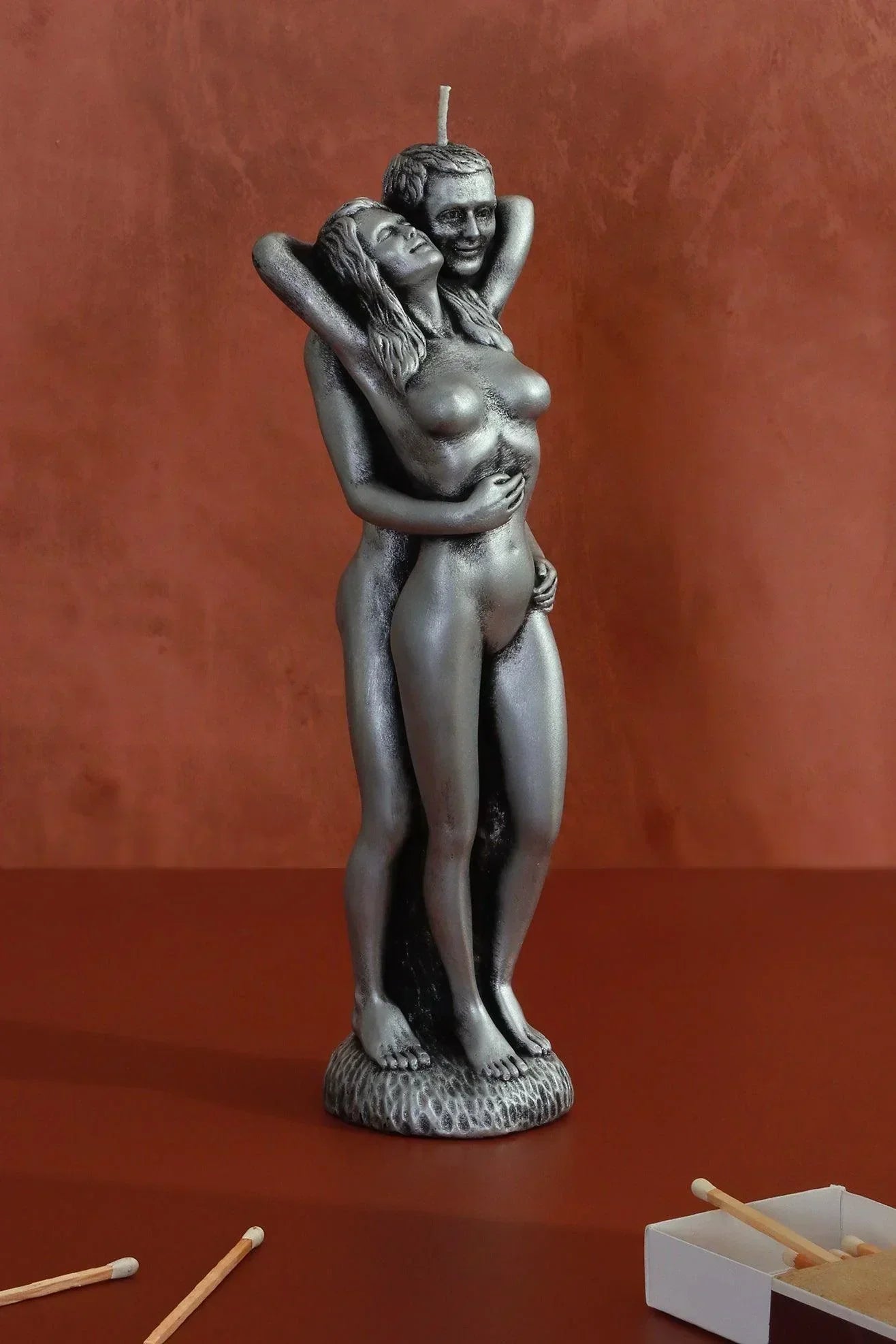 Infinita Unity Flow Grand Wax Sculpture Candle, Hand-Finished Cast Wax Figures in Silver Finish - G Decor