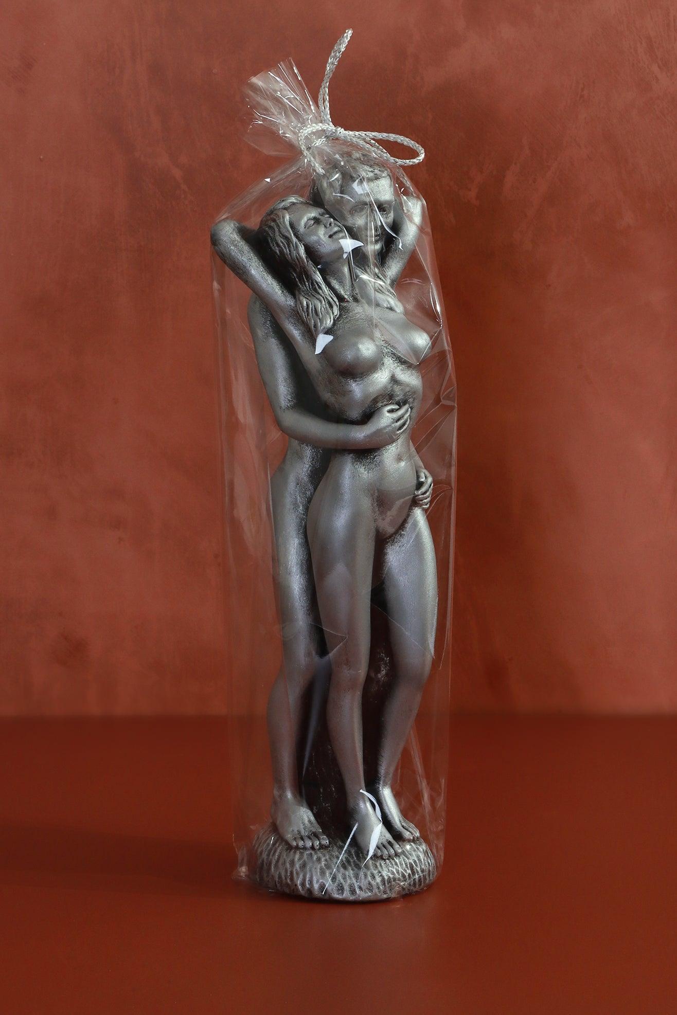 Lovers Embrace Romantic Silver 3D Candle - G Decor