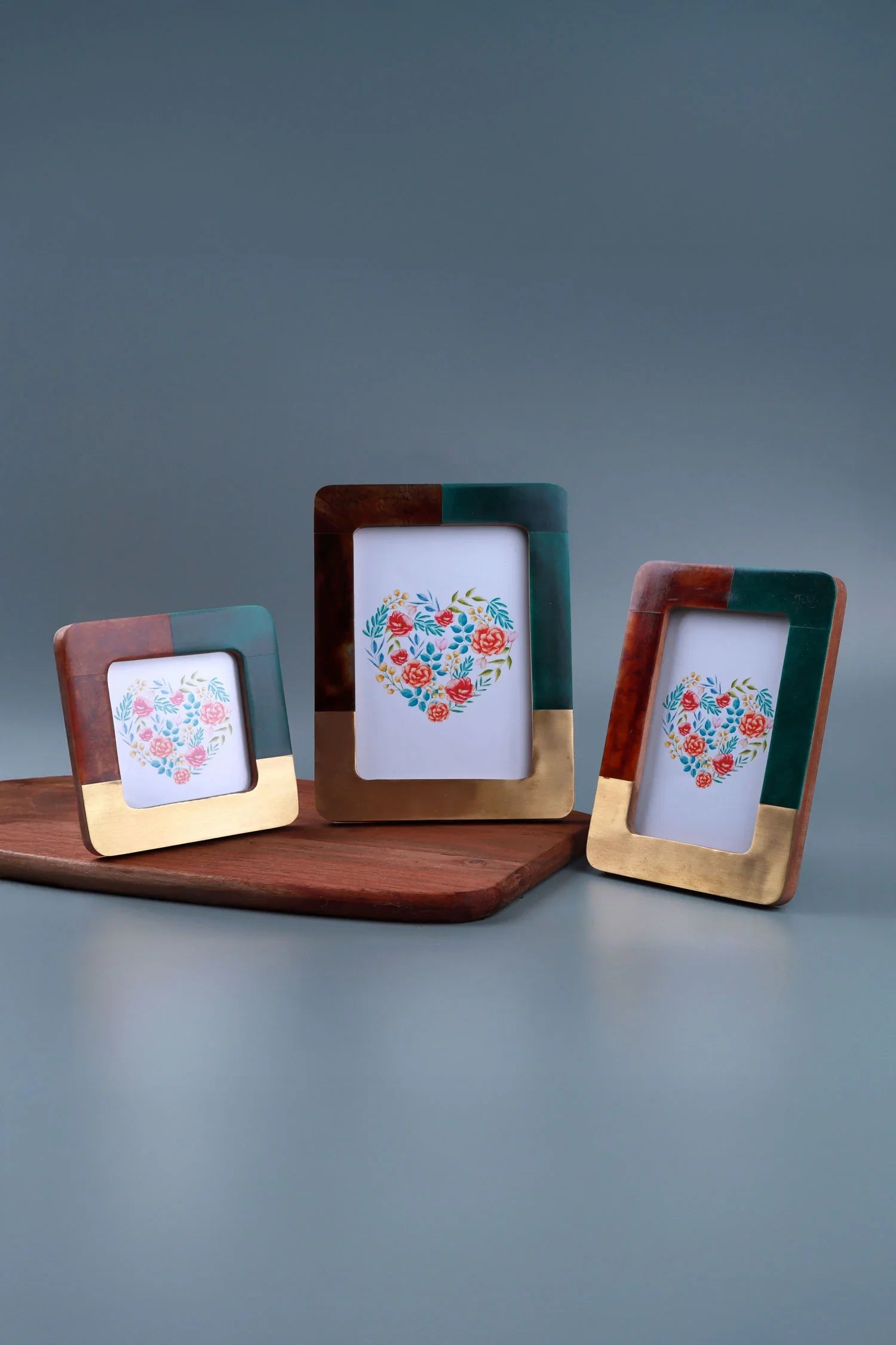 Lucca Handcrafted Photo Frame, Vintage Green, Rich Brown & Aged Brass Inlay Picture Display - G Decor