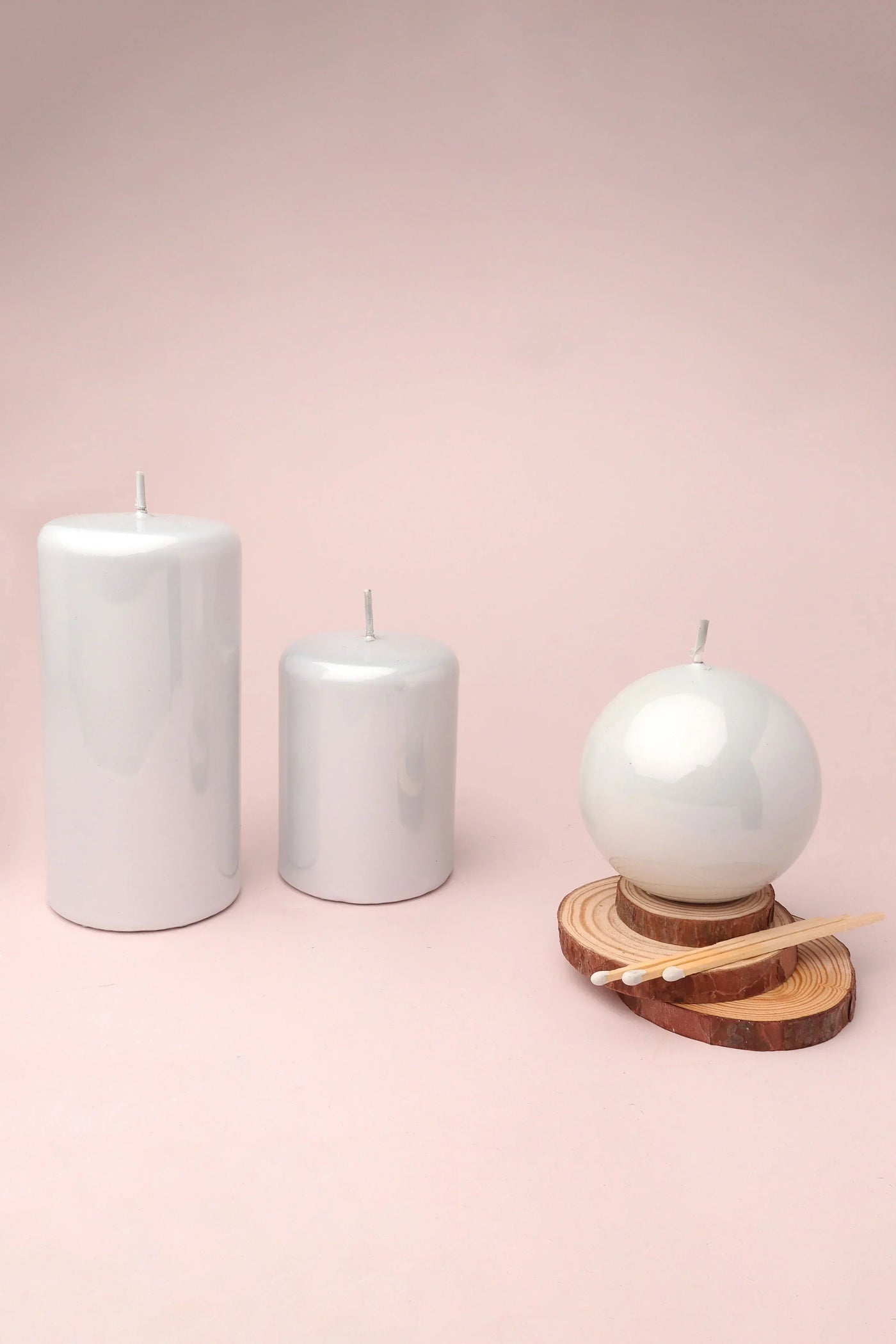 Clarae Reflet Mirror Glass Pillar and Ball Candle in Pearl White