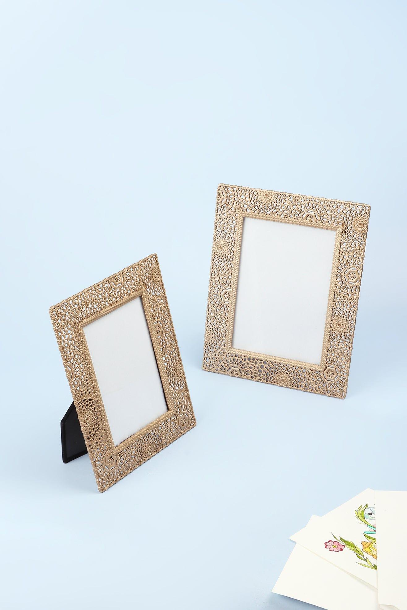 G Decor Picture frames Moroccan Collection Gold Painted Metal Photo Frame
