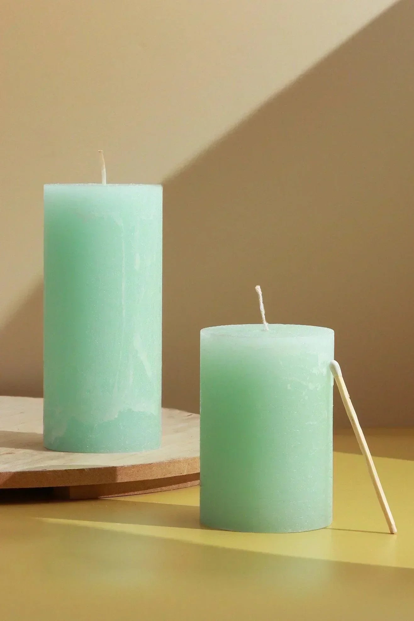 Scented Breeze Marbled Pillar Candle in Green with Garden Retreat