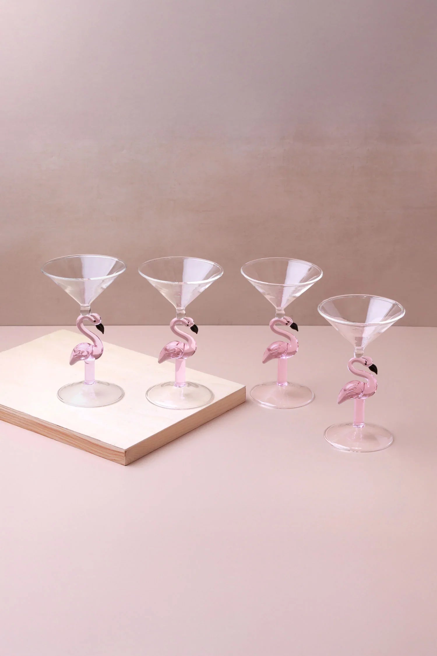 Set of 4 Flamingo Stem Handmade Glassware Pink Flamingo Cocktail &amp; Martini Sculpted Glasses - G Decor