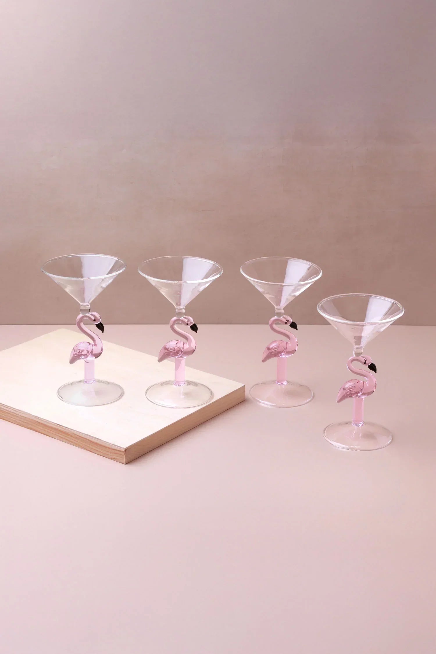 Flamingo Stem Pink Cocktail and Martini Glasses Set of 4 — G Decor
