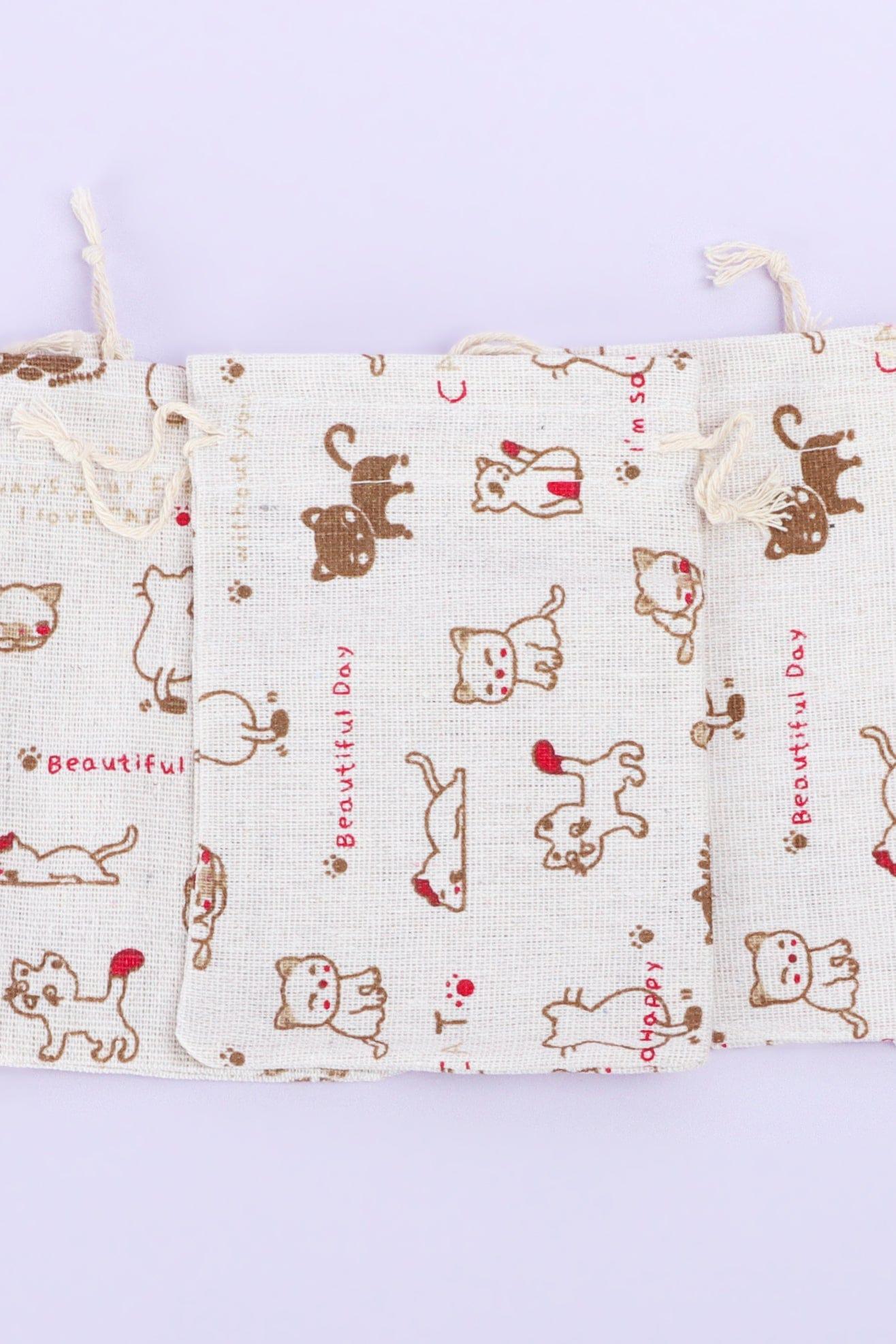 G Decor Gift Bags Set of 5 or 10 - Charming Cat Elegance: Hessian Gift Sacks with Kittens