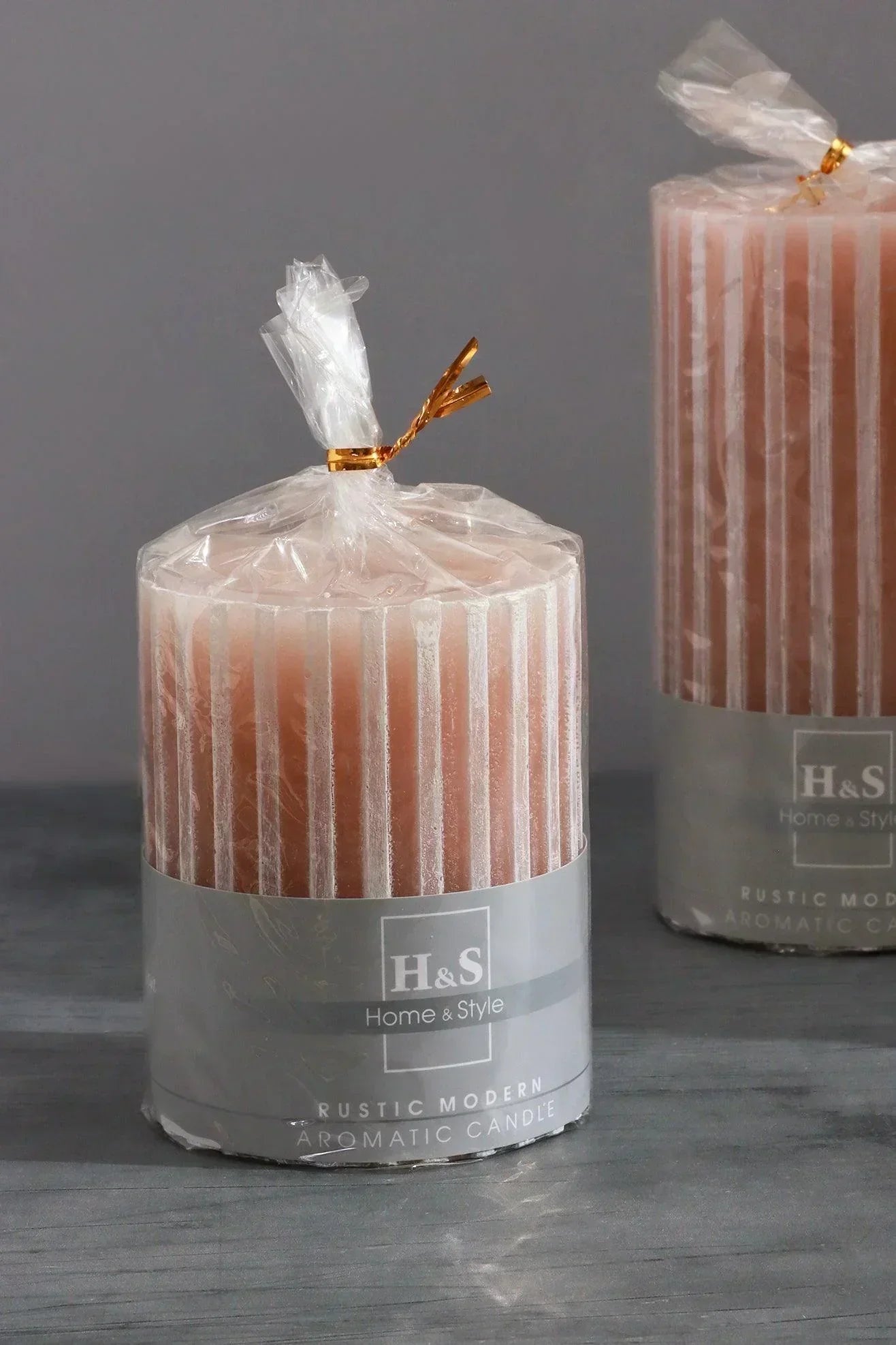 Textured Harmony Pink Scented Pillar Candle Soft Blossom Serenity - G Decor
