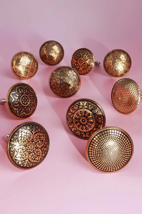 Versailles Vintage Polished Brass Cabinet Knob
