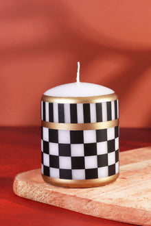 Monochrome Check Luxus-Säulenkerze in Schwarz und Weiß mit Gold