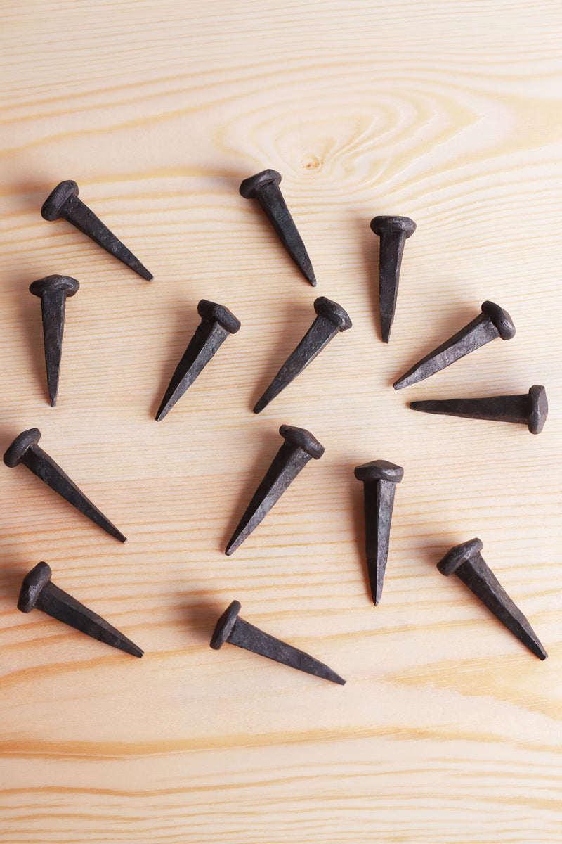 Coinbase 35 mm Hand Forged Rosehead Nails Traditional Black 1 Kg