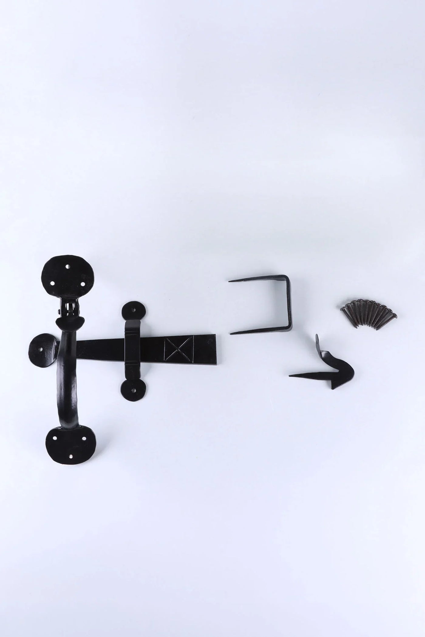 Coinbase Hand-Forged Suffolk Thumb Latch in Black Finish