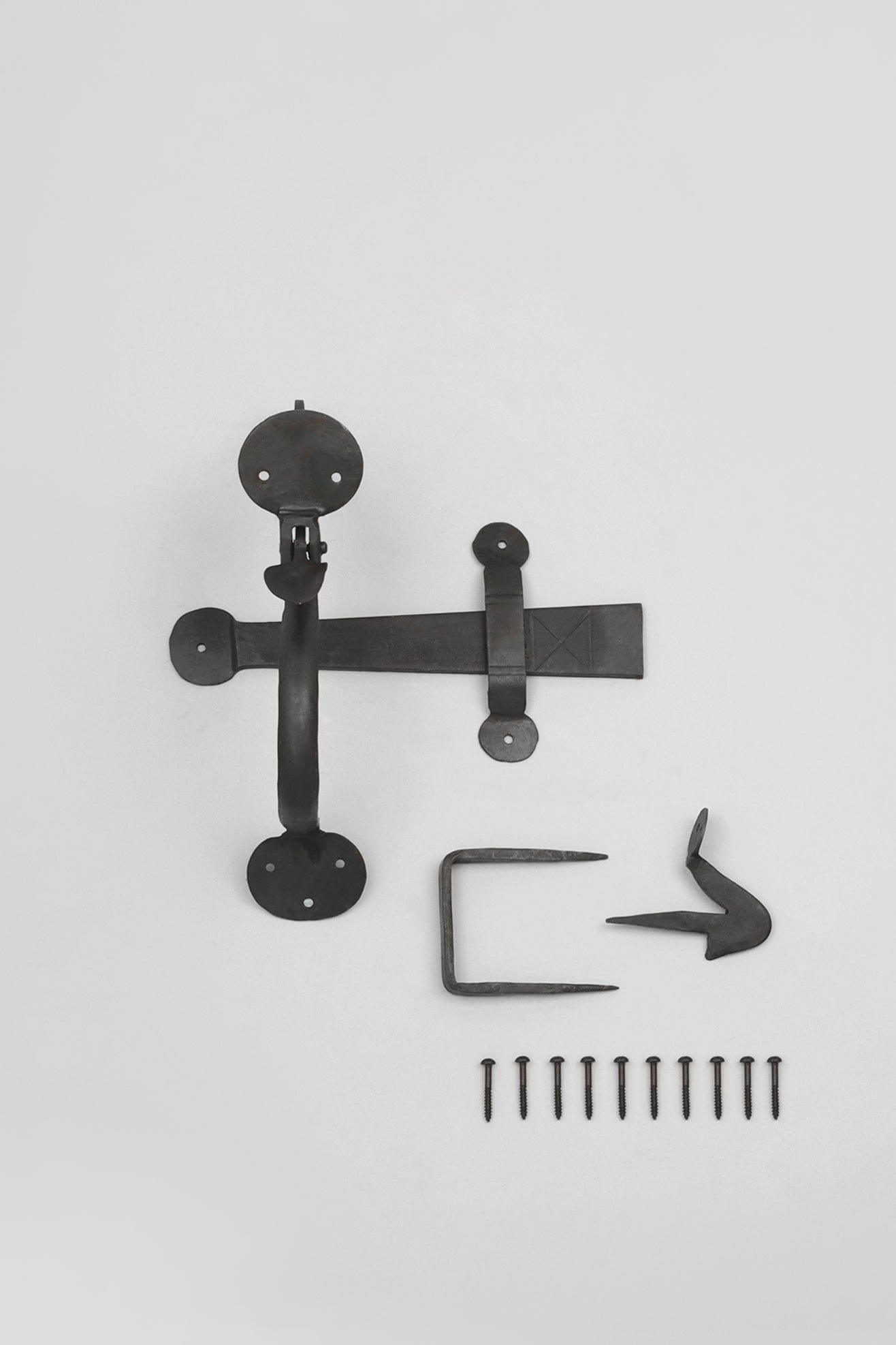 18" Coinbase Hand Forged T Hinges Pair & Suffolk Thumb Latch Door Set in Beeswax and Black Finish - G Decor