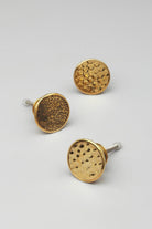 Antique Brass Honeywax Round Pull Knobs with Intricate Detailing - G Decor