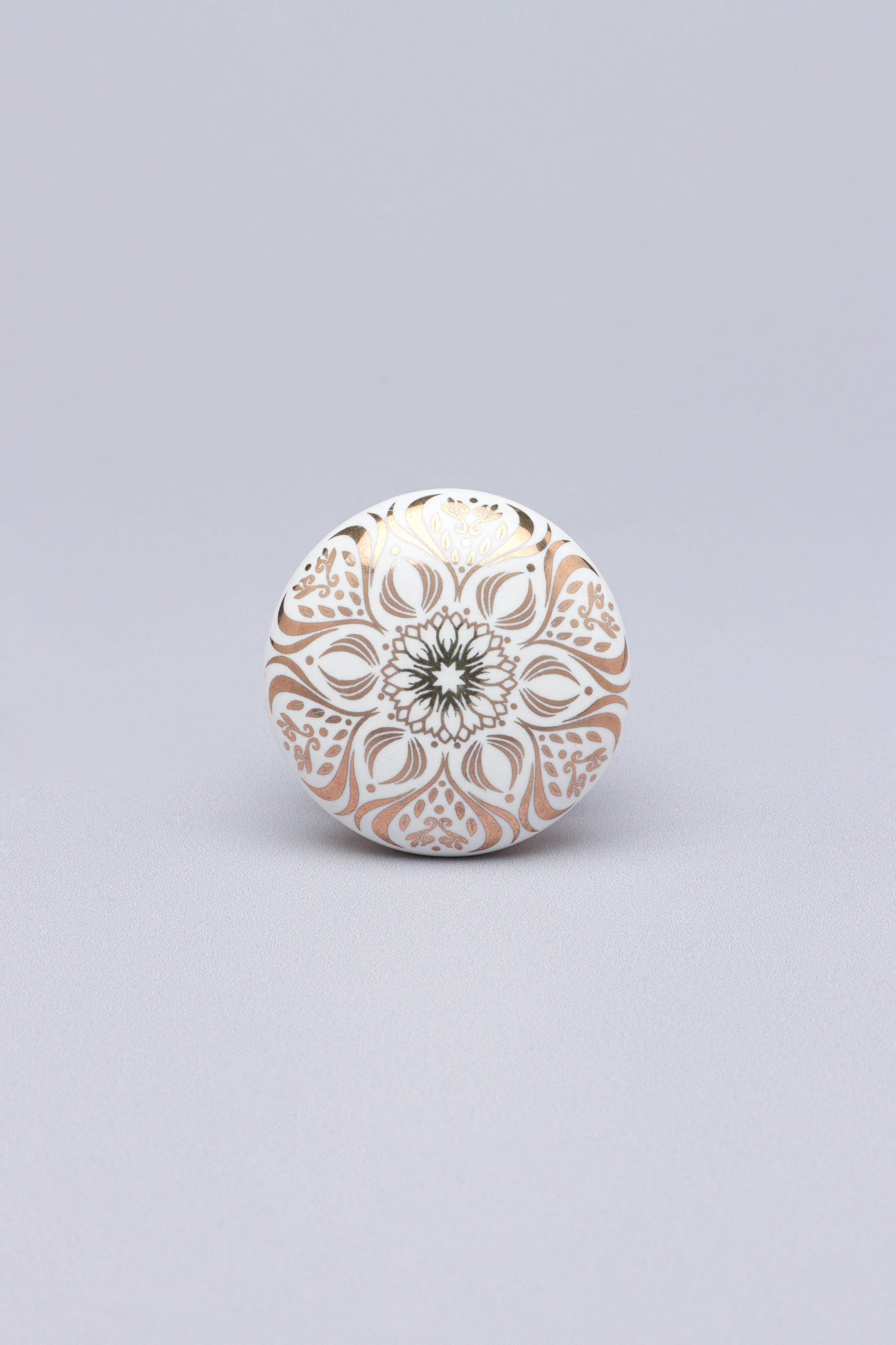 Aristocracy Gold Elegant Ceramic Door Knob - G Decor