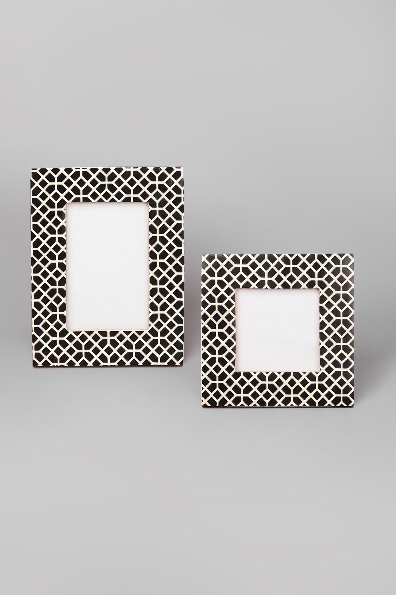 G Decor Picture frames Black Puzzle Effect Stylish Photo Frames