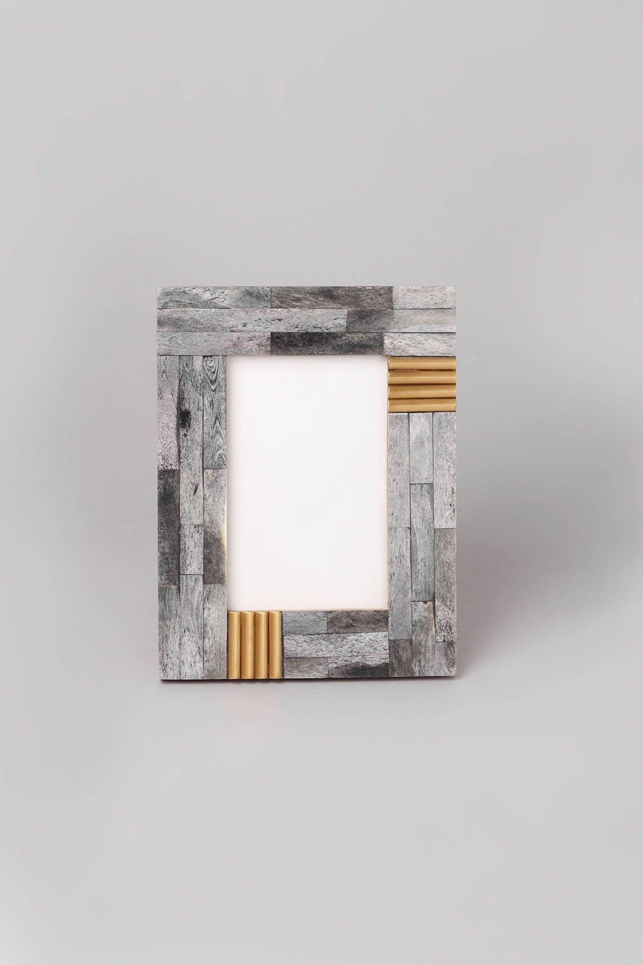 Cadre Doré Handcrafted Horn Bone & Brass Photo Frame Gray Picture Display - G Decor
