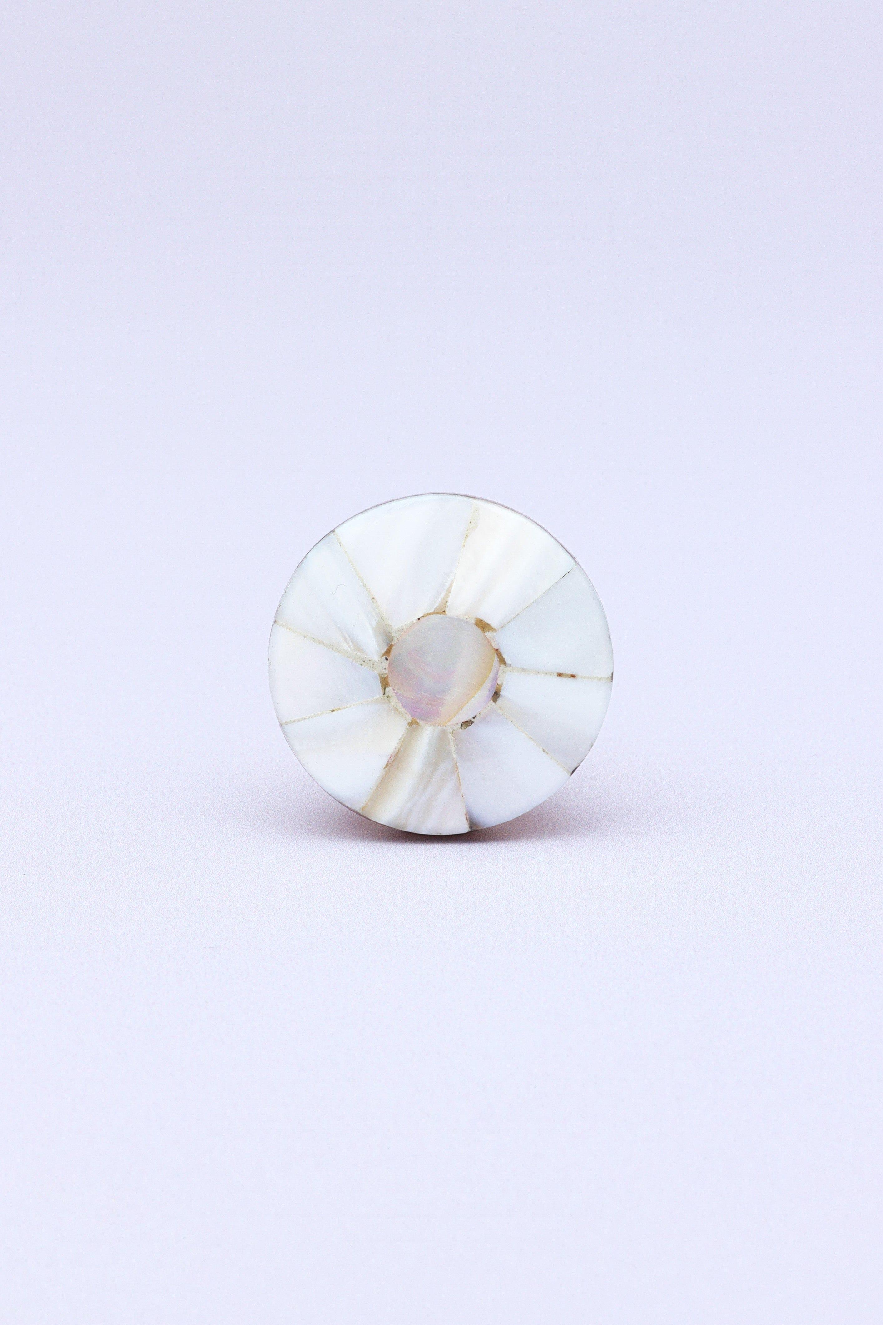 Cordelia Handcrafted Mother Of Pearl With Brass Gold Finish Pull Door Knob - G Decor