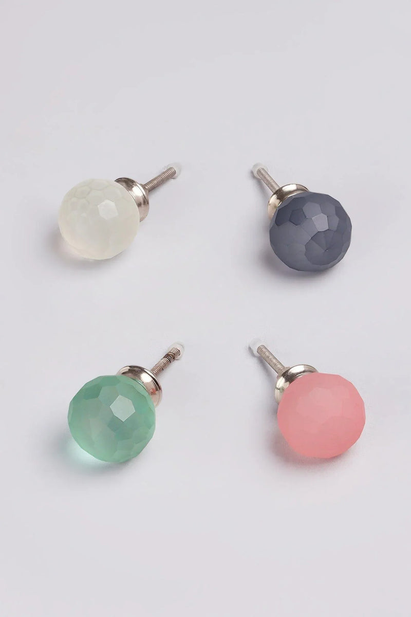 Stilvoller Knopf aus mattiertem Glas mit Diamantwabenstruktur