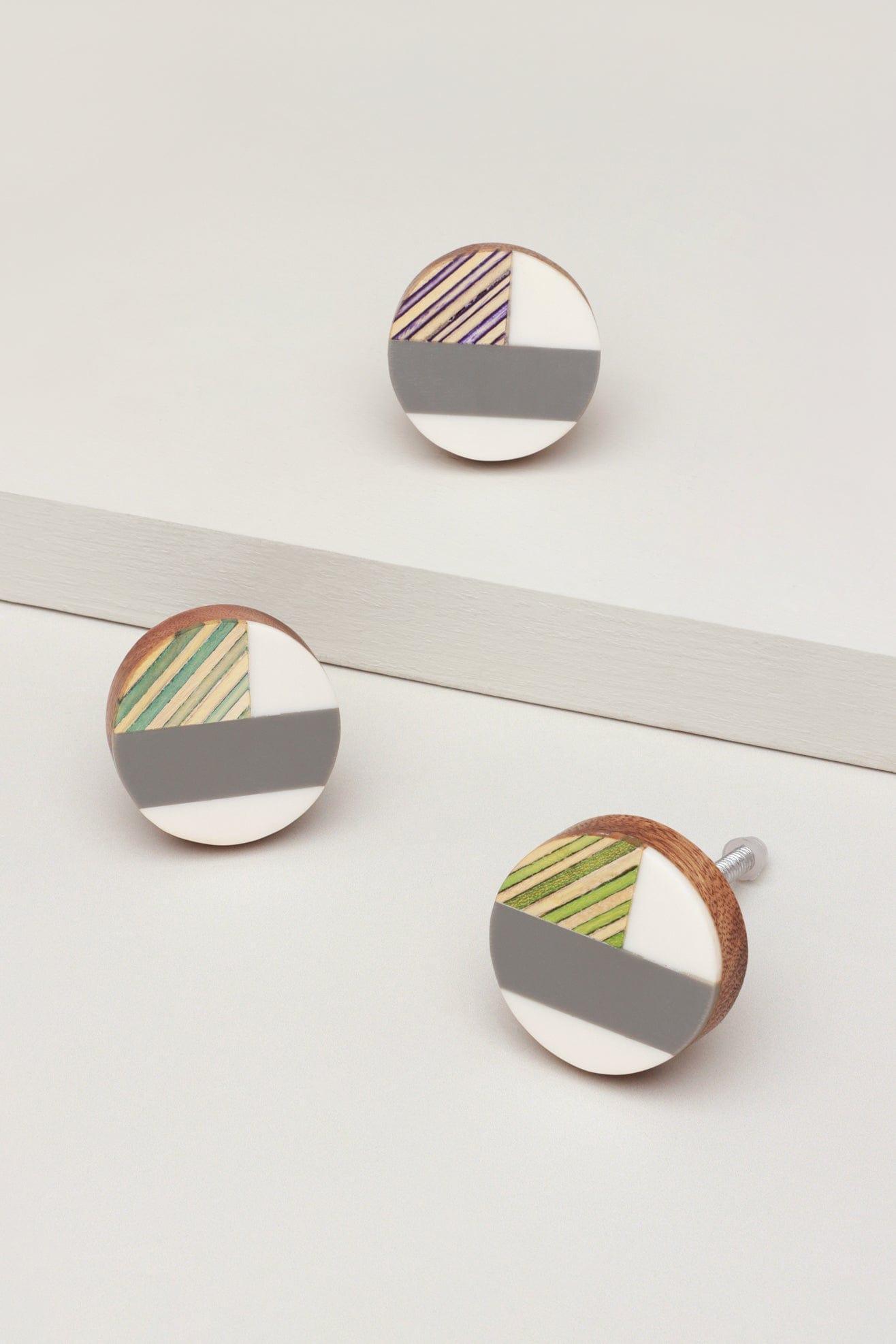 Eliseo Quad Tone Resin and Wood Door Knob Drawer Pull - G Decor