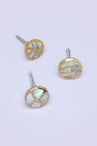 Elizabeth Legacy Mother of Pearl and Polished Brass Cabinet Pull Knob — G Decor