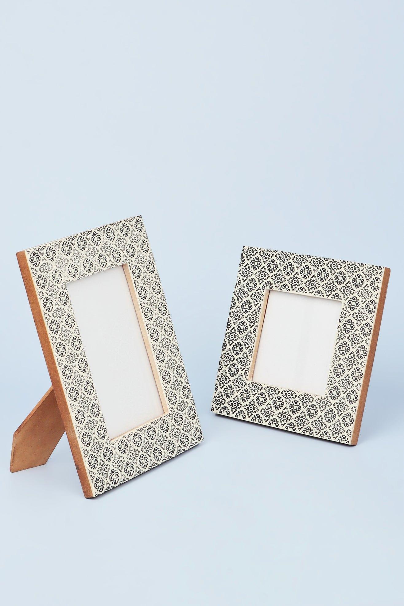 G Decor Picture frames Grey Flower Pattern Stylish Photo Frames