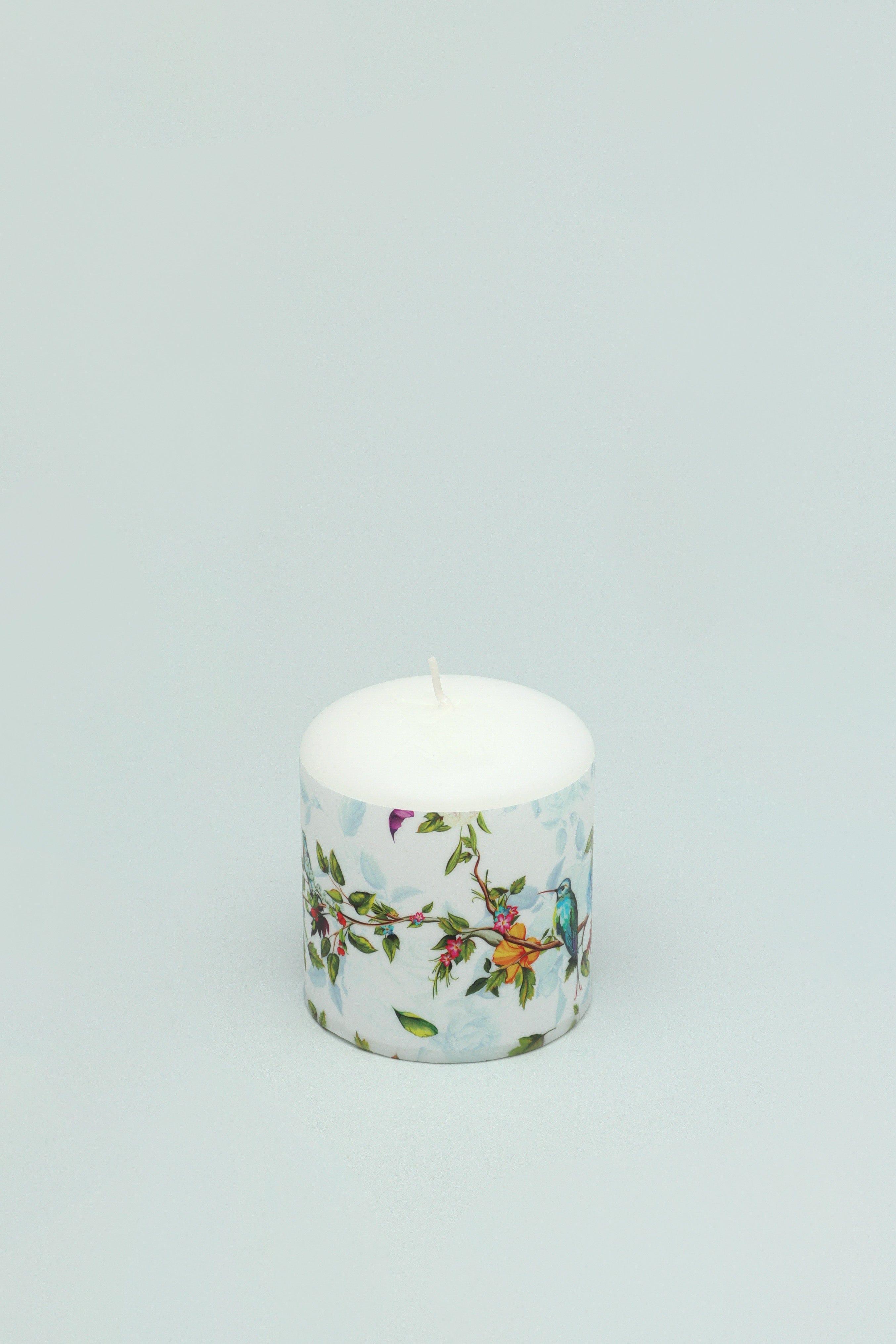 Hummingbird&#39;s Southern Joy Summer Rose Garden Pillar Candle - G Decor