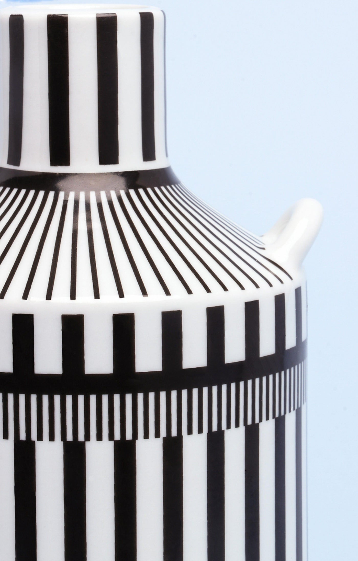 Gdecorstore Vases Lagos Black and White Ceramic Stripe Artistic Abstract Geometric Bold Lines Pattern Vase