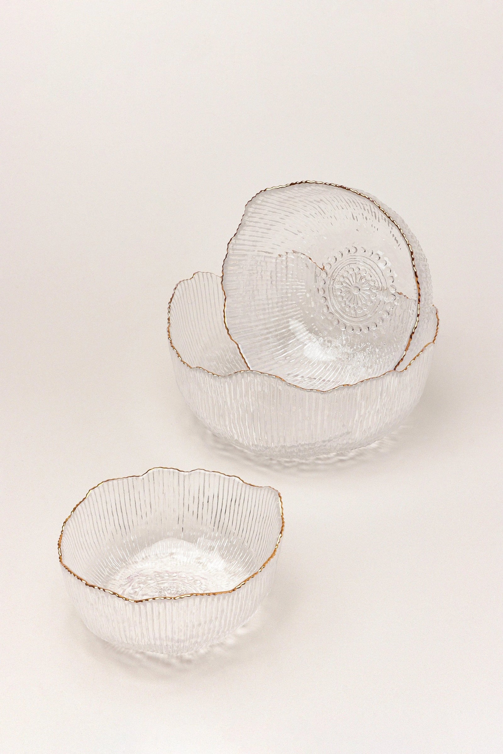 Large Calypso Pressed Glass Serving Bowl with Gold Rim — G Decor