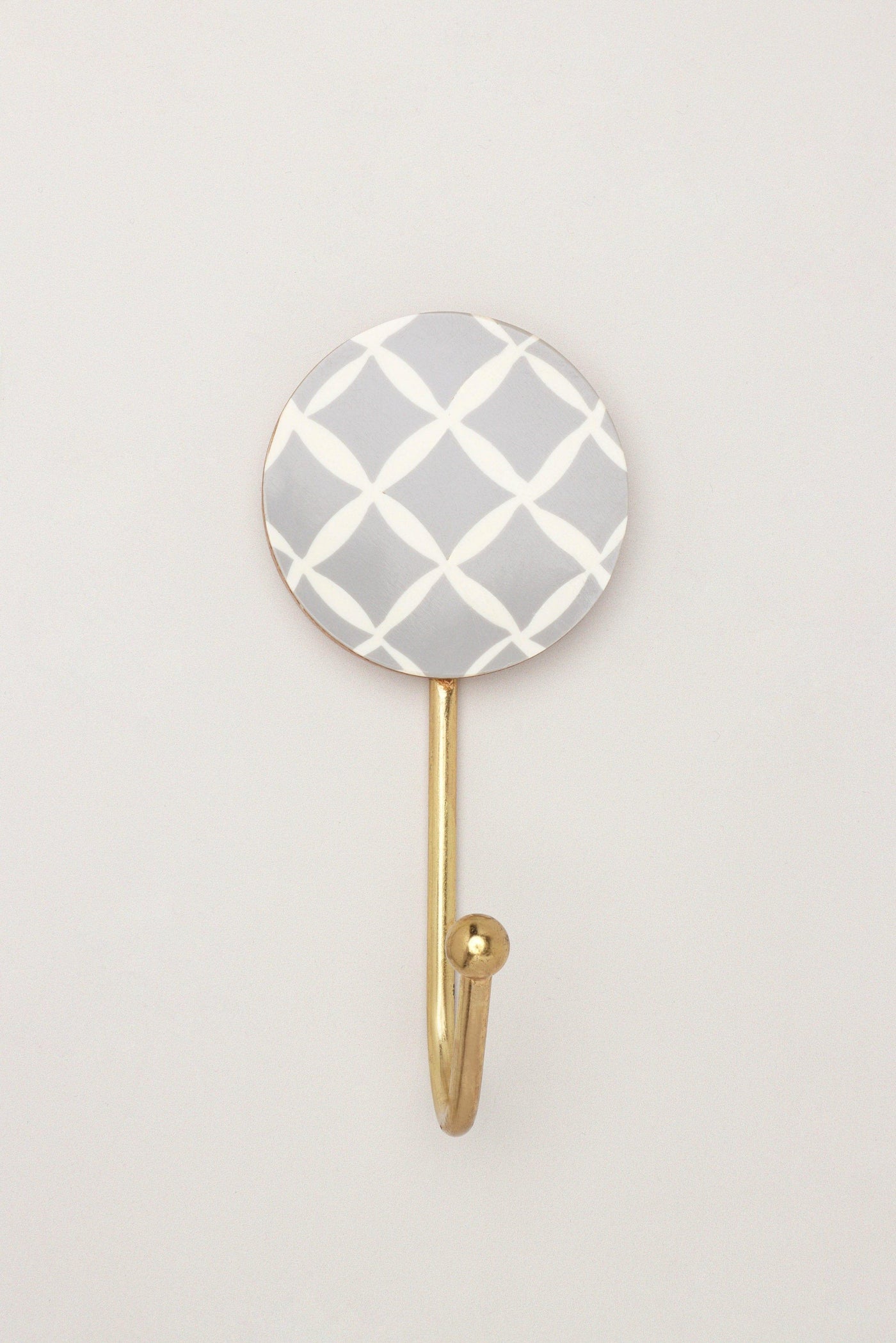 Gdecorstore Cabinet Knobs & Handles Grey Mosaic Large Circle Disk Wood and Resin Brass Geometric Wall Organizer Coat Hook