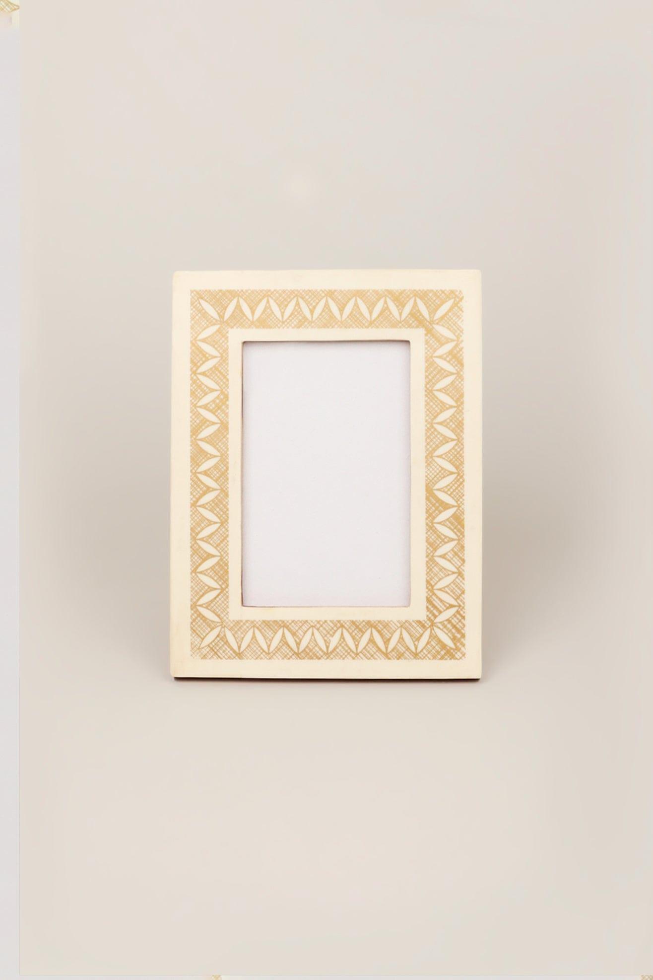 Navajo Handcrafted Geometric Pattern Photo Frame Picture Display - G Decor