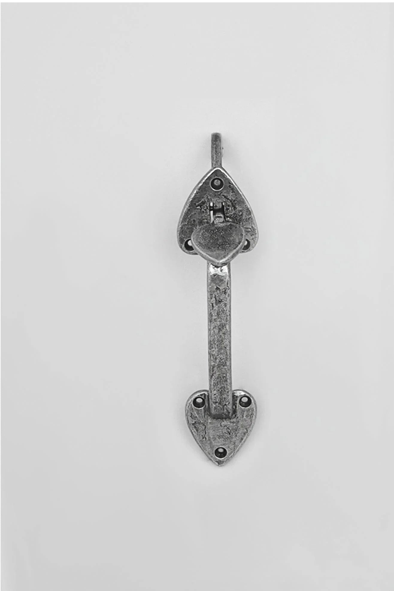 18″ Gothic Tee Hinges and Thumb Latch, Pewter — close-up view, G Decor