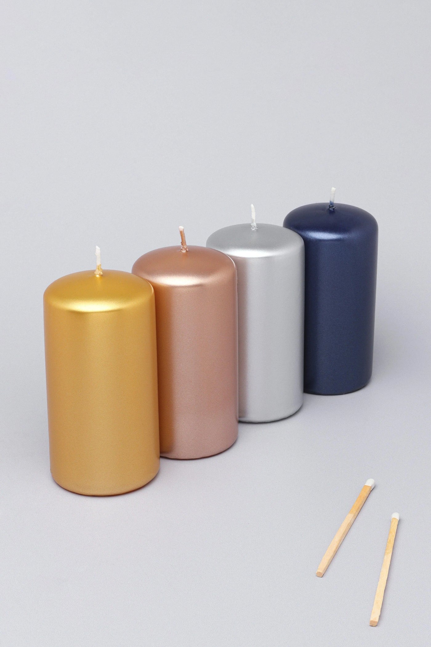Satinea Varnished Shimmer Pillar Candle with Satin Finish