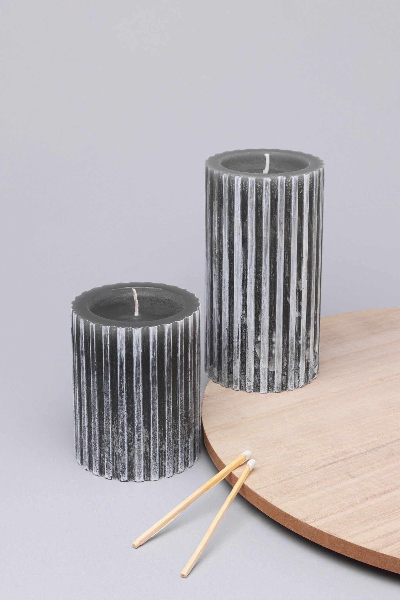 Gdecorstore Candles & Candle Holders Grey / Set Scented Grooved Woody Dark Grey, Perfect for Meditation, Pillar Candle
