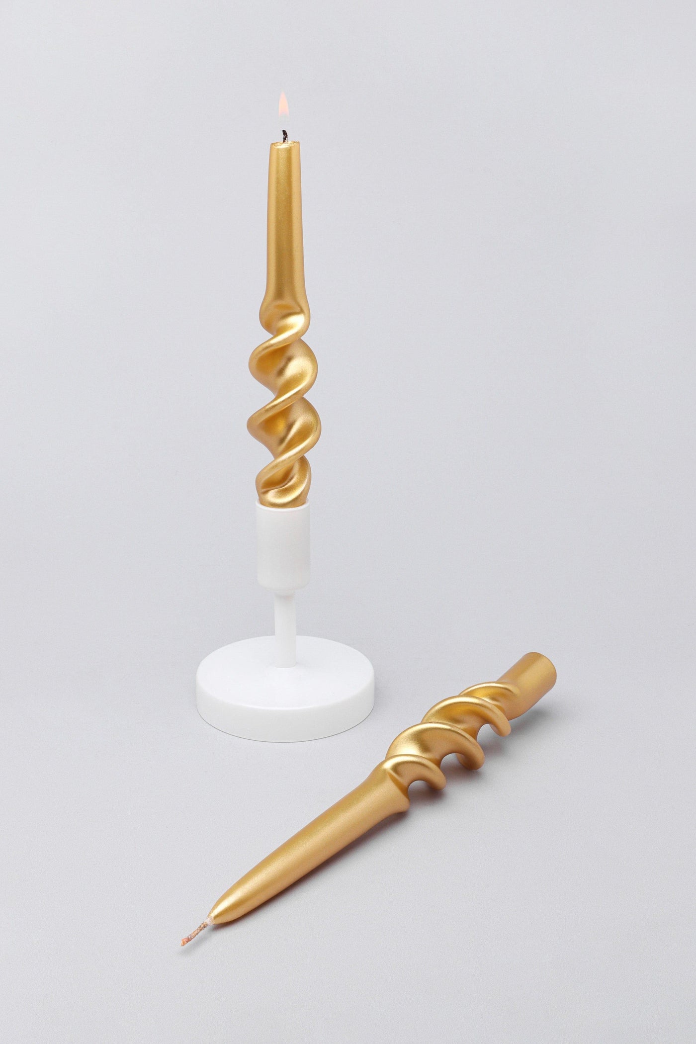 Gdecorstore Candles & Candle Holders Gold Set of 2 Gold 9-inch Spiral Twisted Hand Dipped Taper Candlesticks Church Dinner Candles