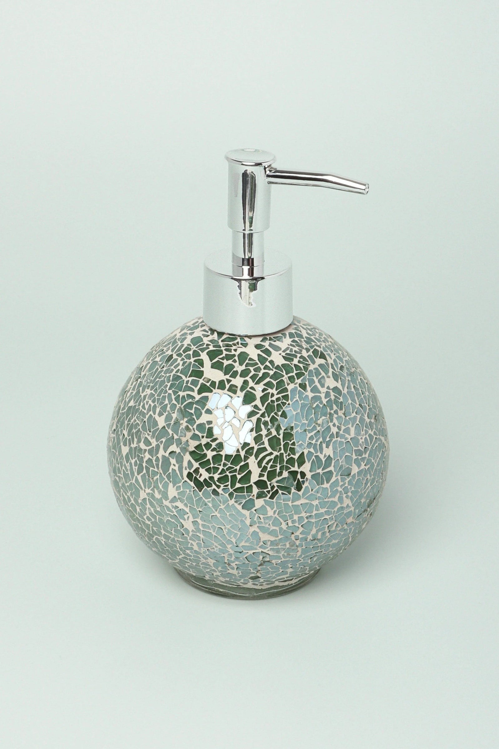 Corfu Three-Piece Emerald Mosaic Bathroom Accessory Set — alternate view, G Decor
