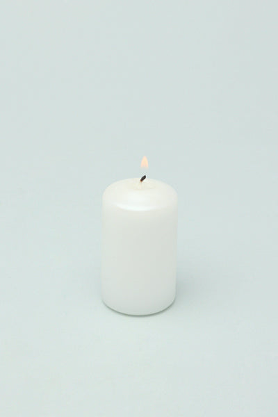Gdecorstore Candles & Candle Holders White Set Of 4 Varnished Shimmer Pillar Candles White