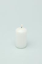 Set Of 4 Varnished Shimmer Pillar Candles White - G Decor