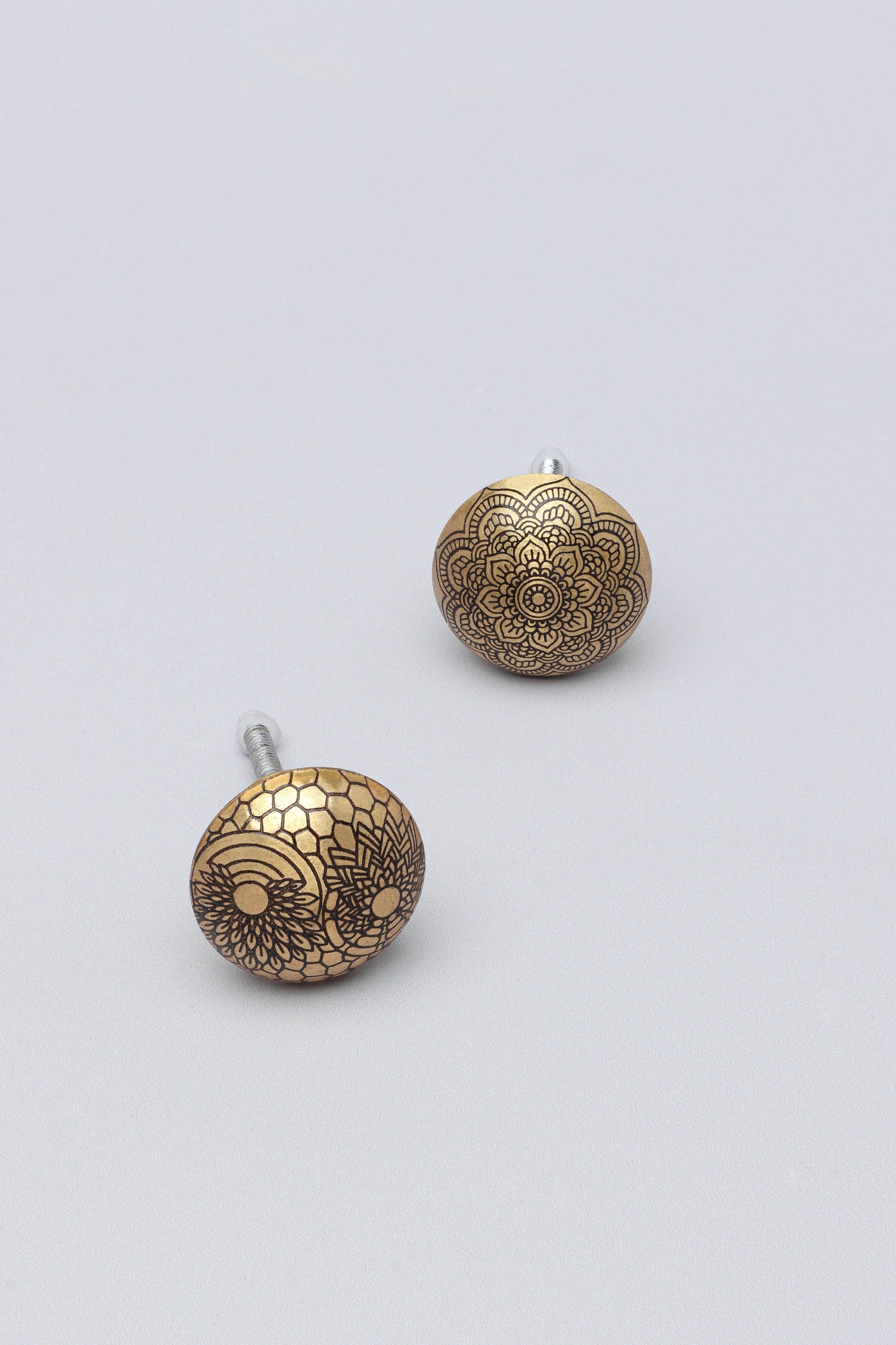 The Windsor Bloom Brass Door Knobs - G Decor